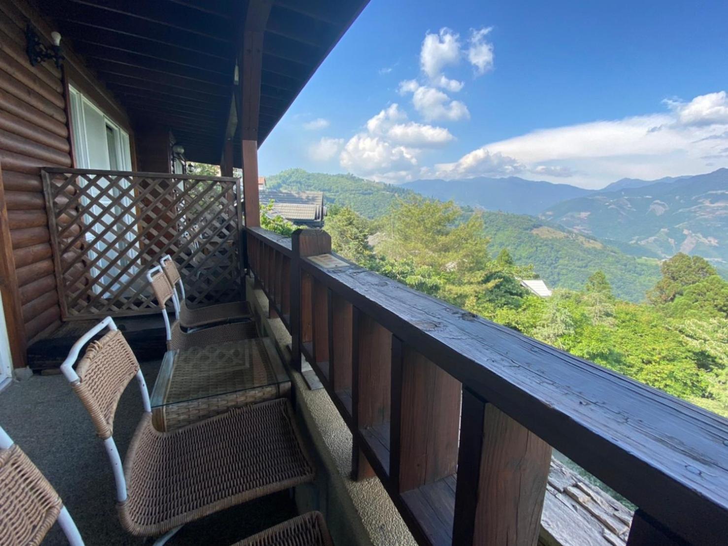 Ailiga Travel Villa Nhân Ái Phòng bức ảnh