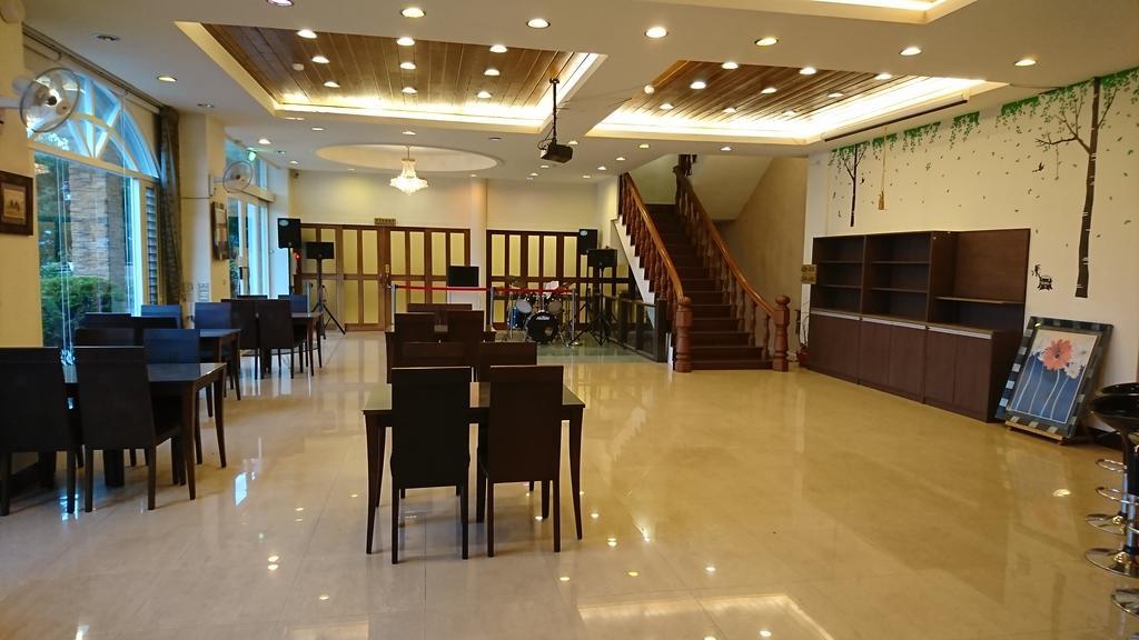 Ailiga Travel Villa Nhân Ái Ngoại thất bức ảnh